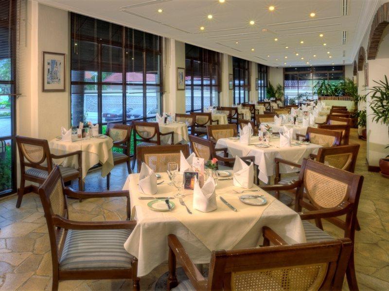 Sunway Hotel Phnom Penh Restaurante foto