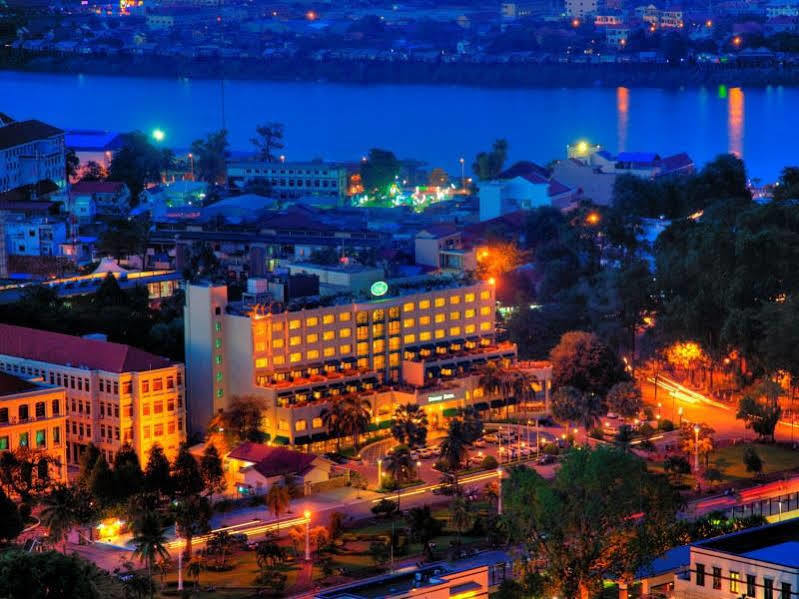 Sunway Hotel Phnom Penh Exterior foto